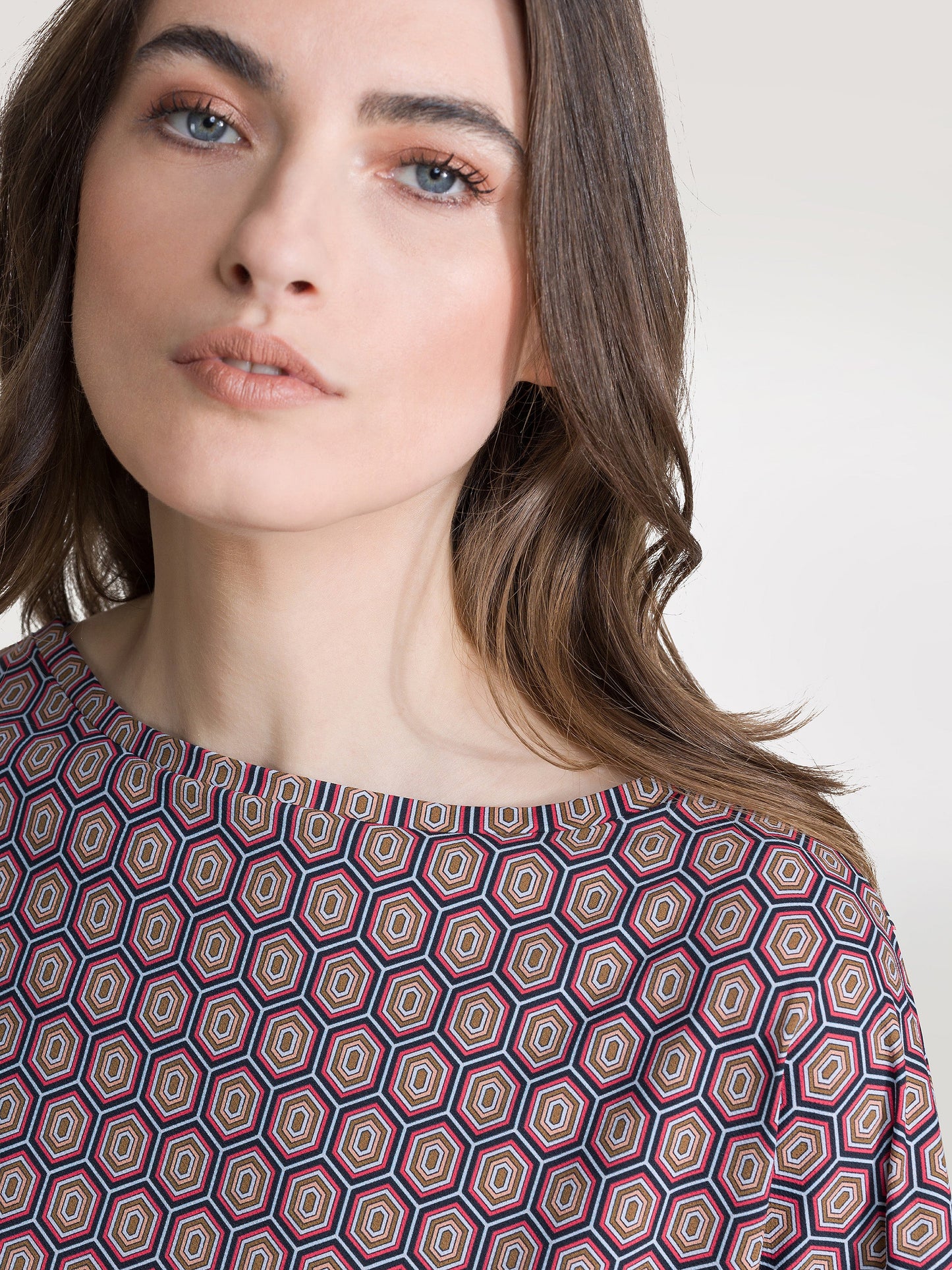 Ucciucci Square Wom Shirty