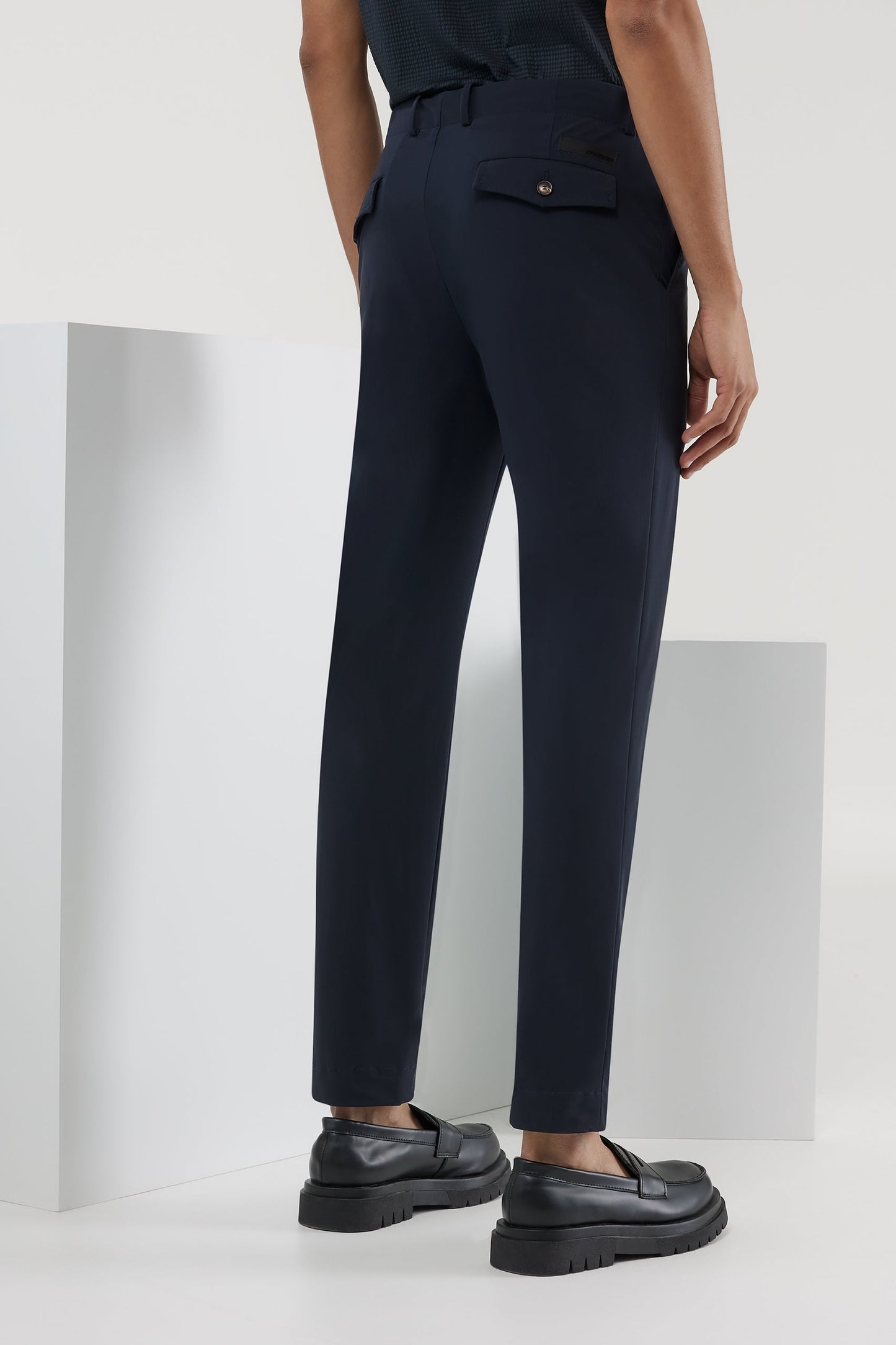 Pant Revo Week End