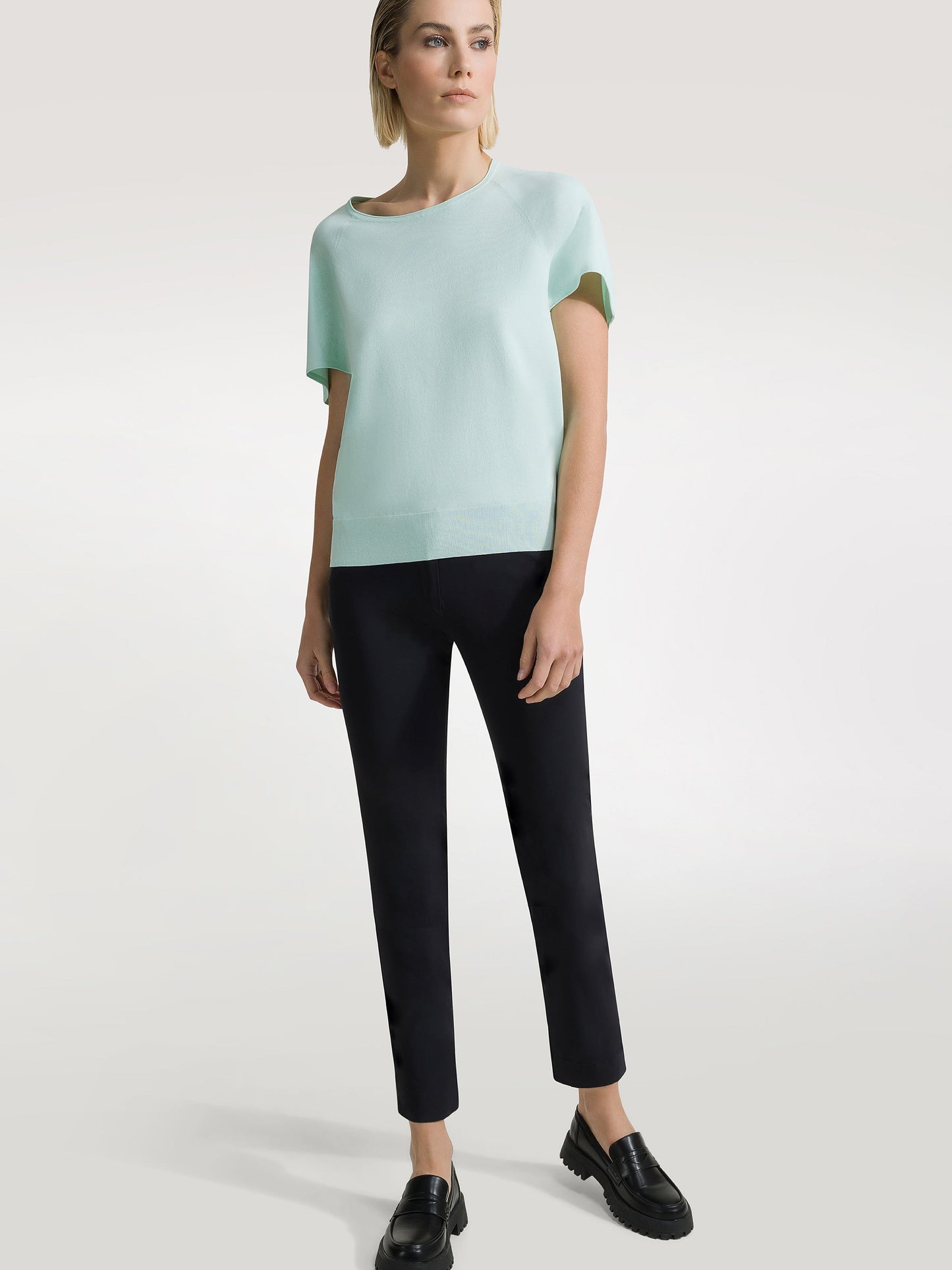 Maxell Round Wom Knit