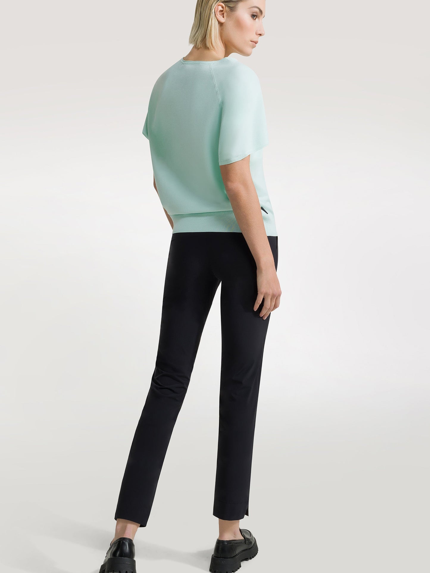 Maxell Round Wom Knit