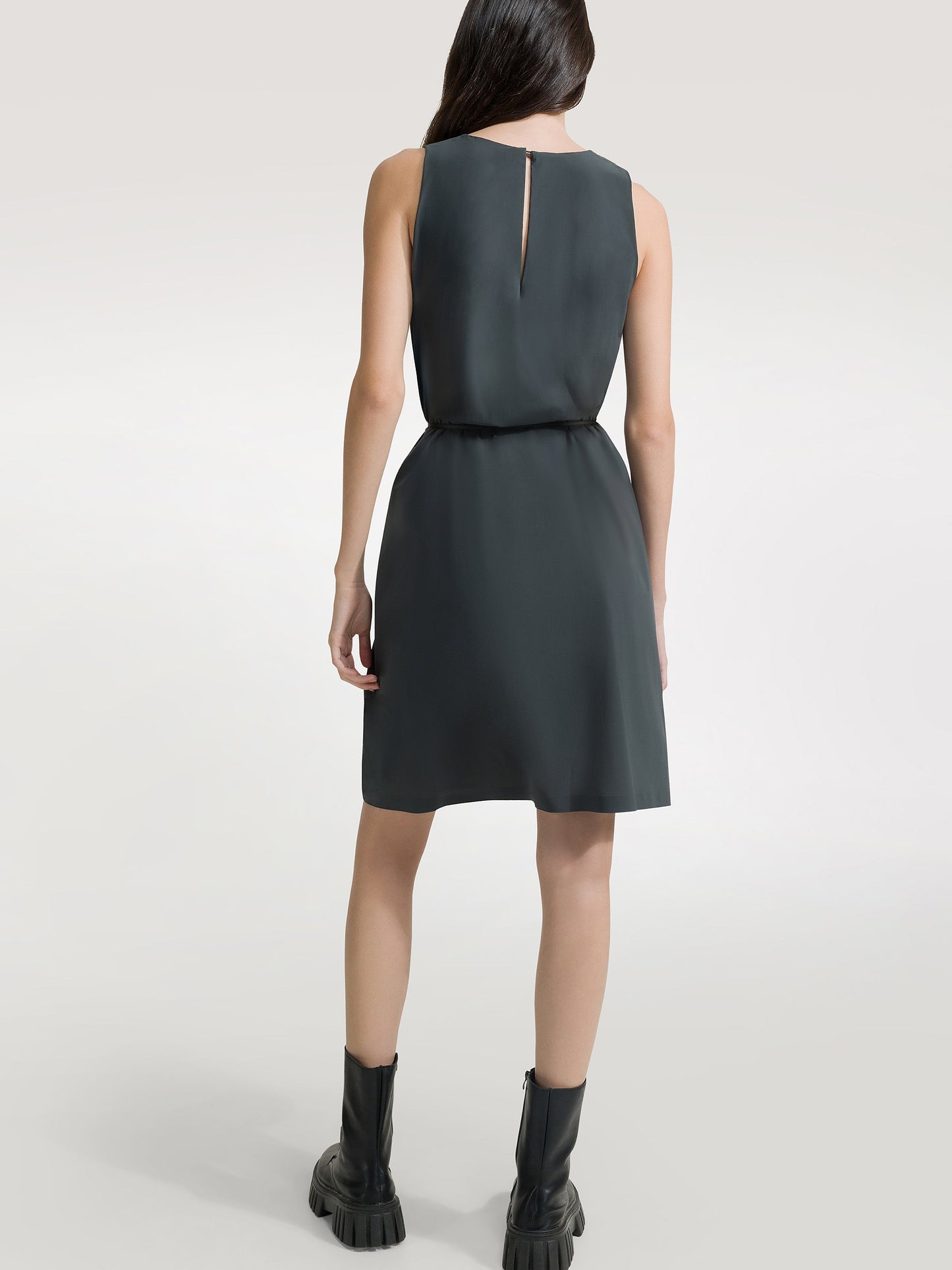 Extralight Over Wom Dress