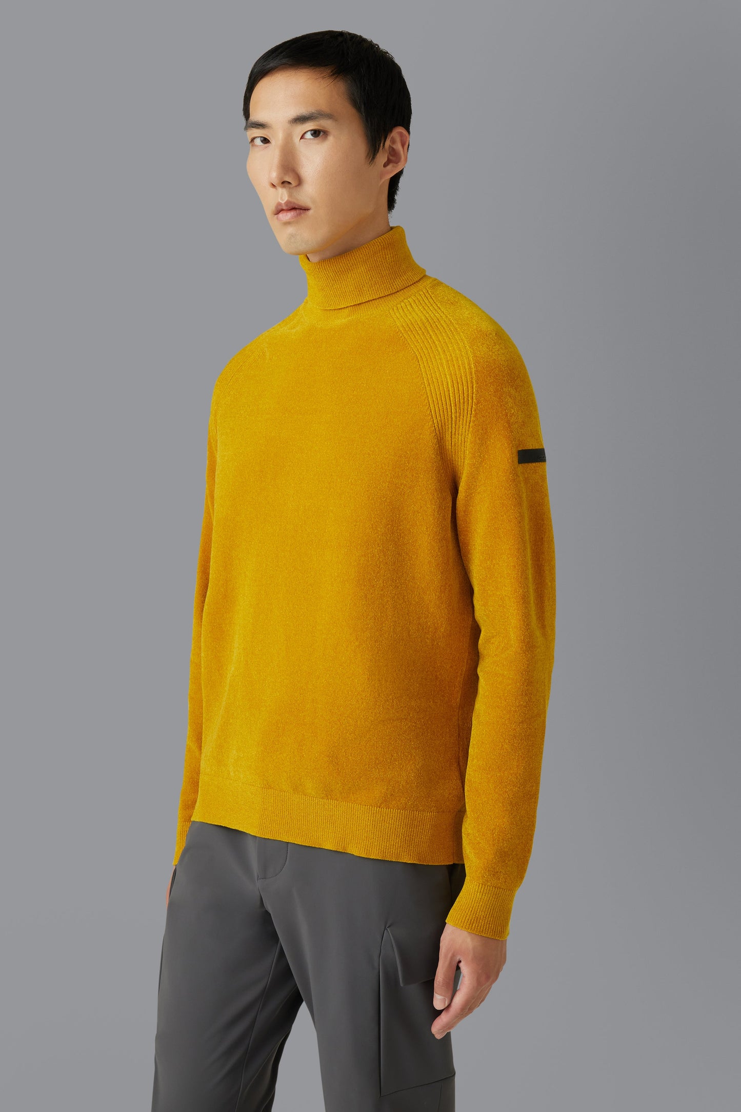 Knit Velvet Turtleneck GROUPED
