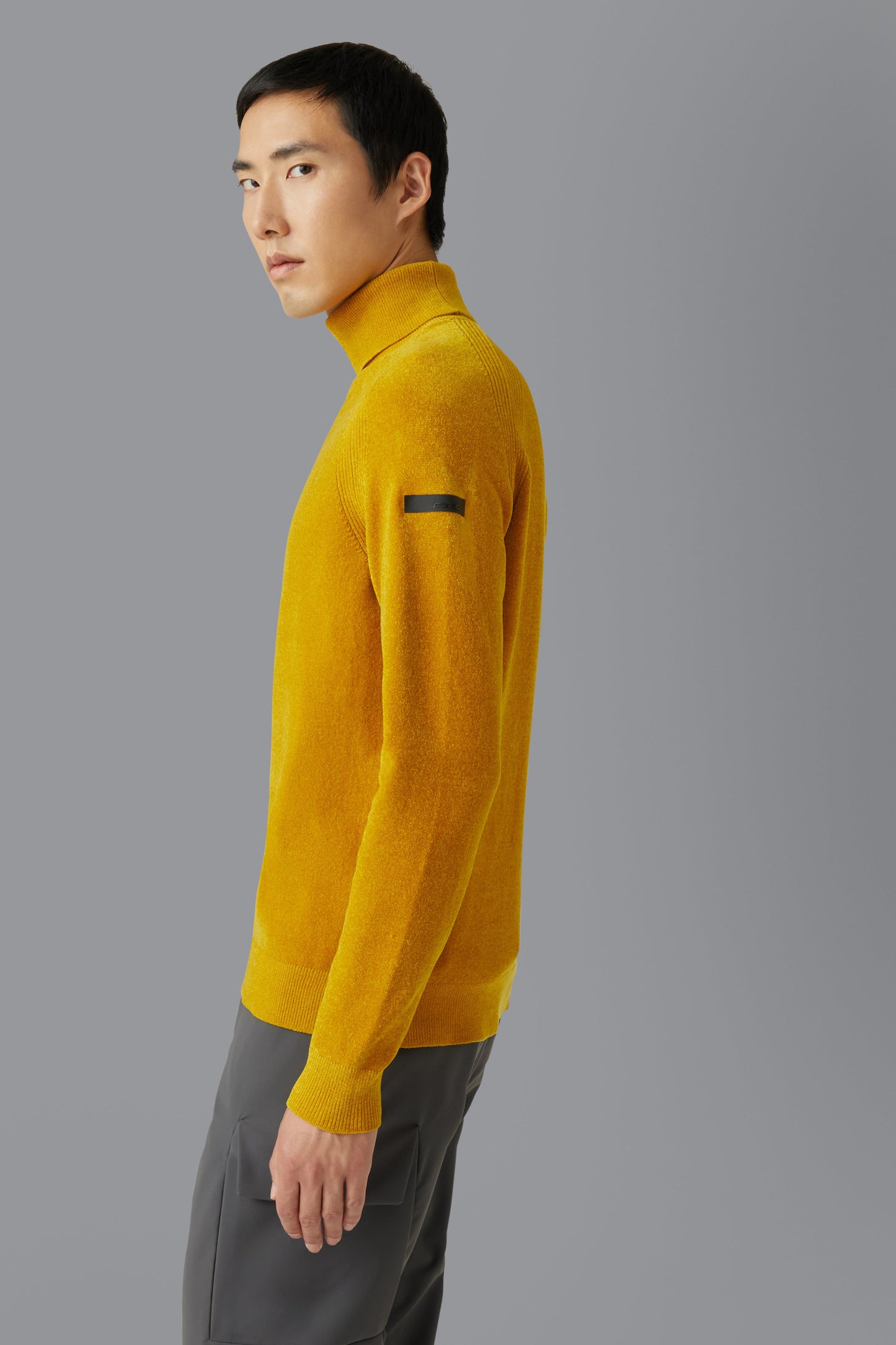 Knit Velvet Turtleneck GROUPED
