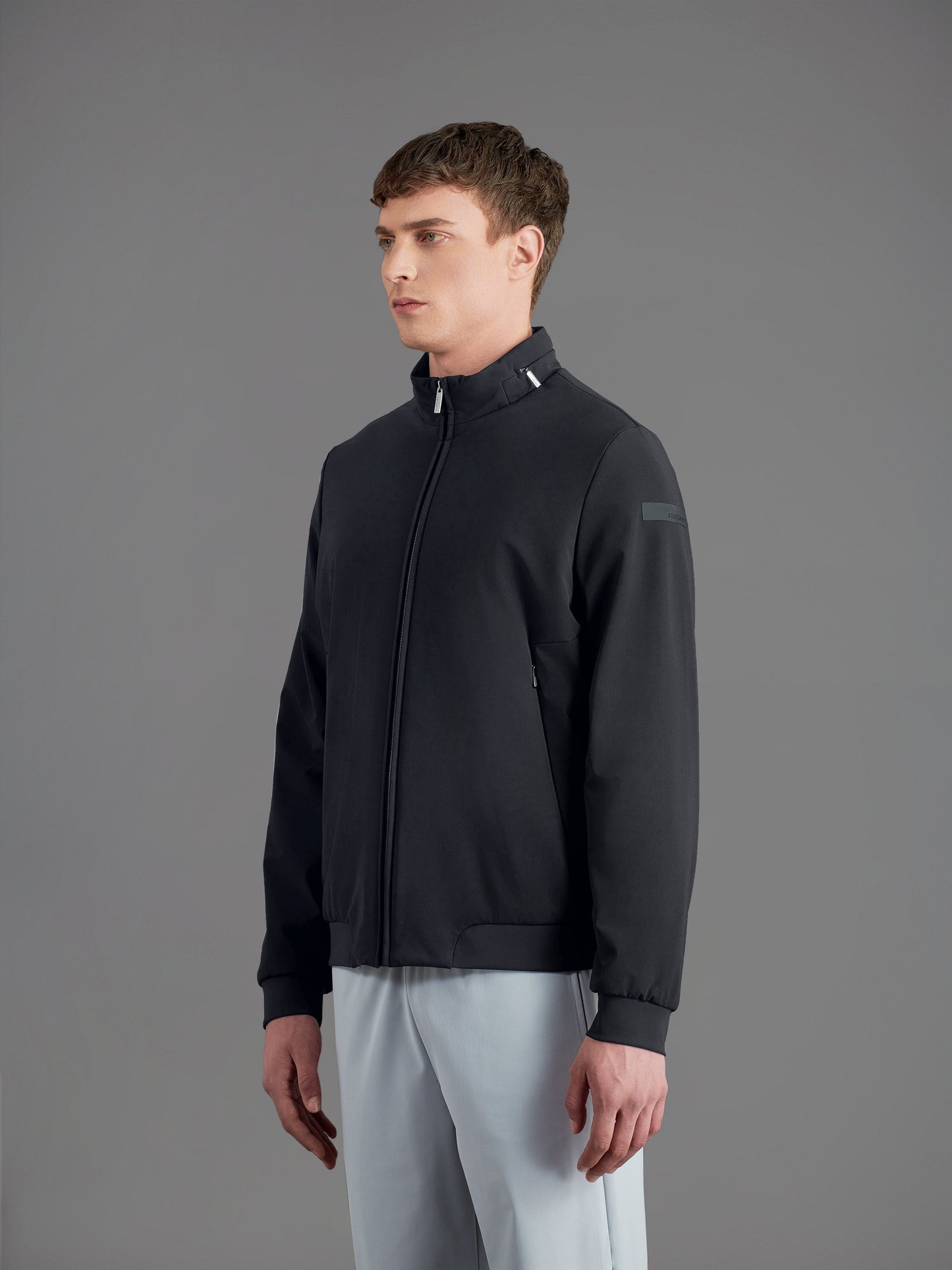 Revo Jkt