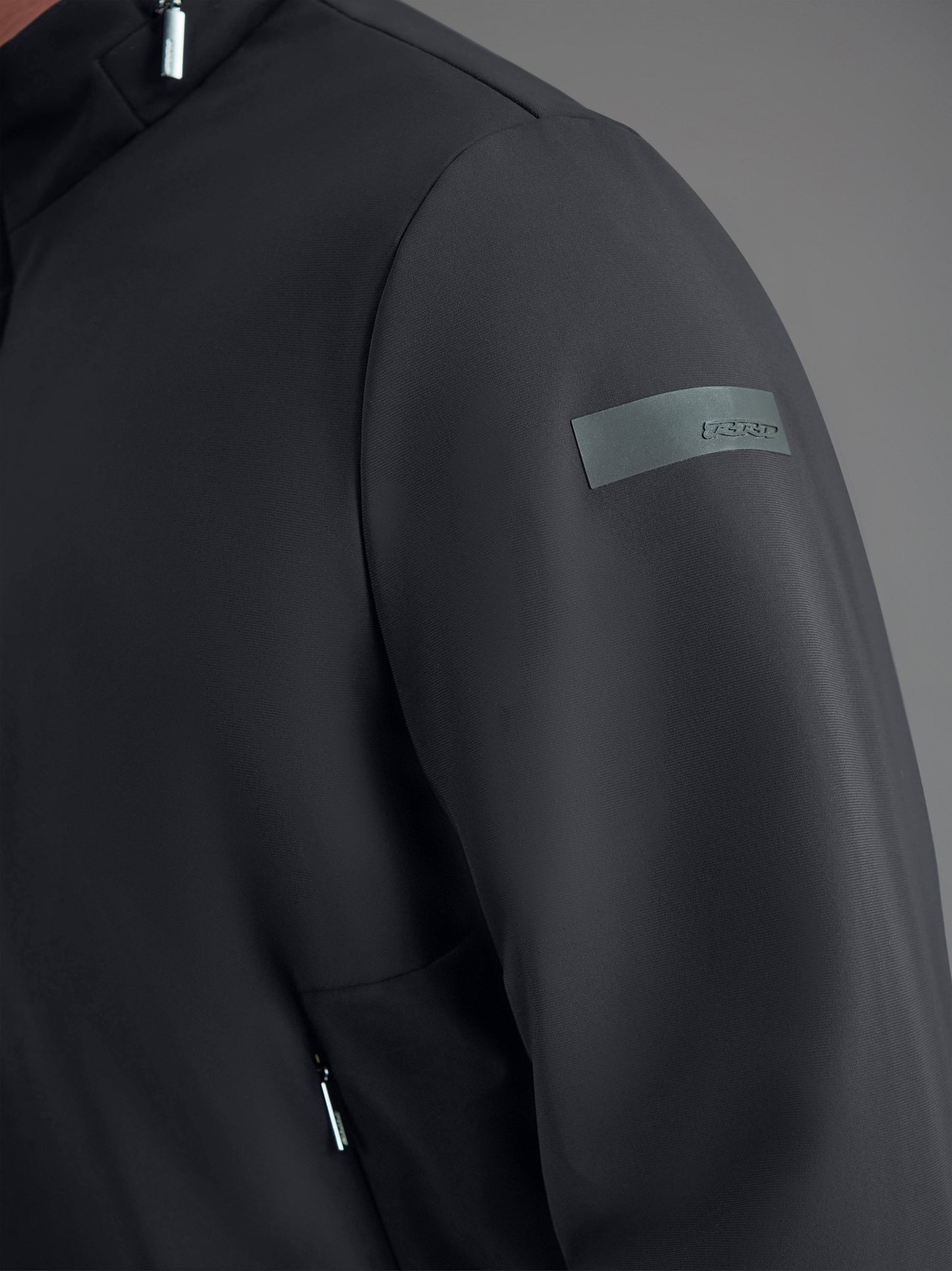 Revo Jkt