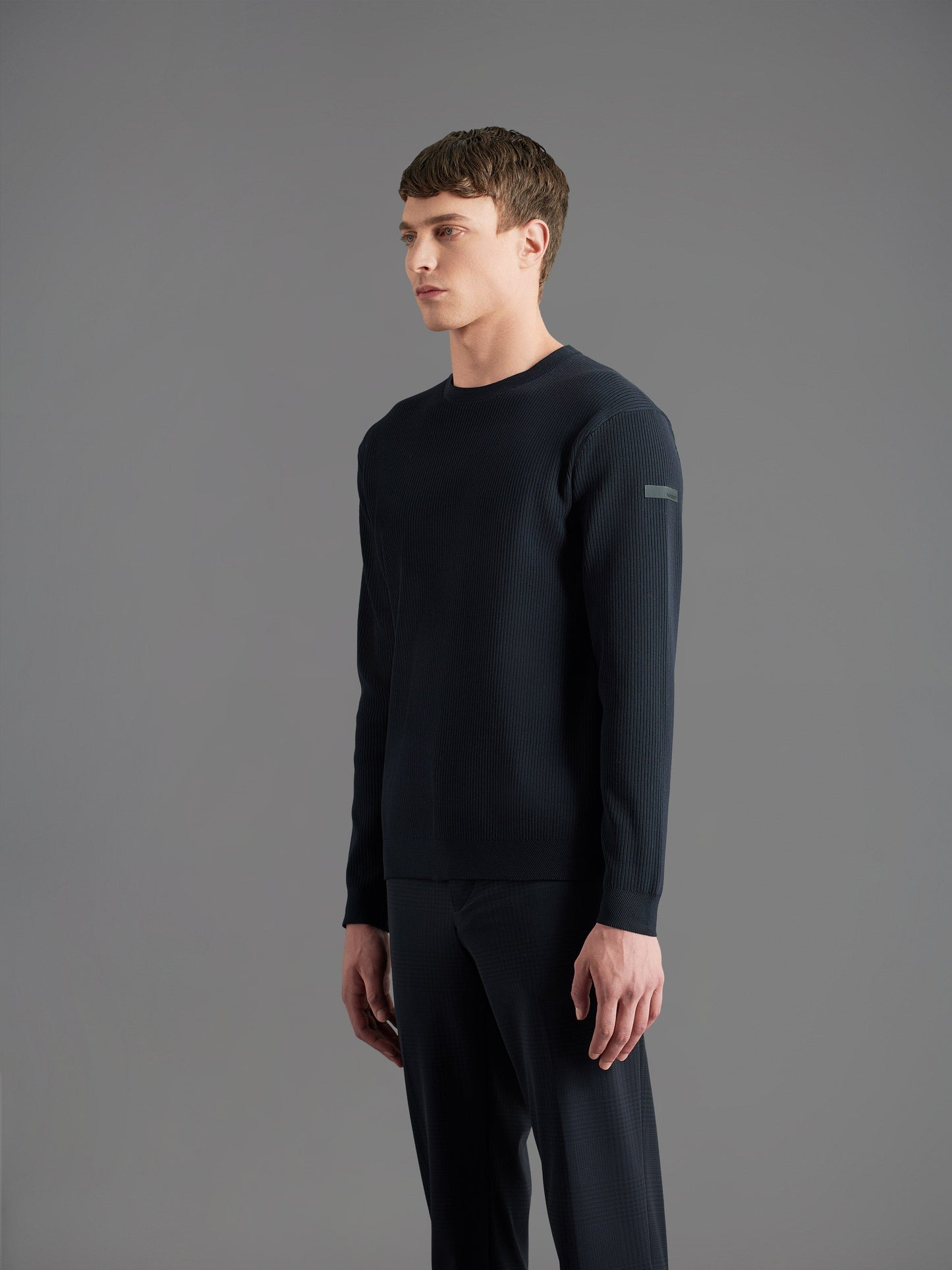 Amos Lupin Round Knit