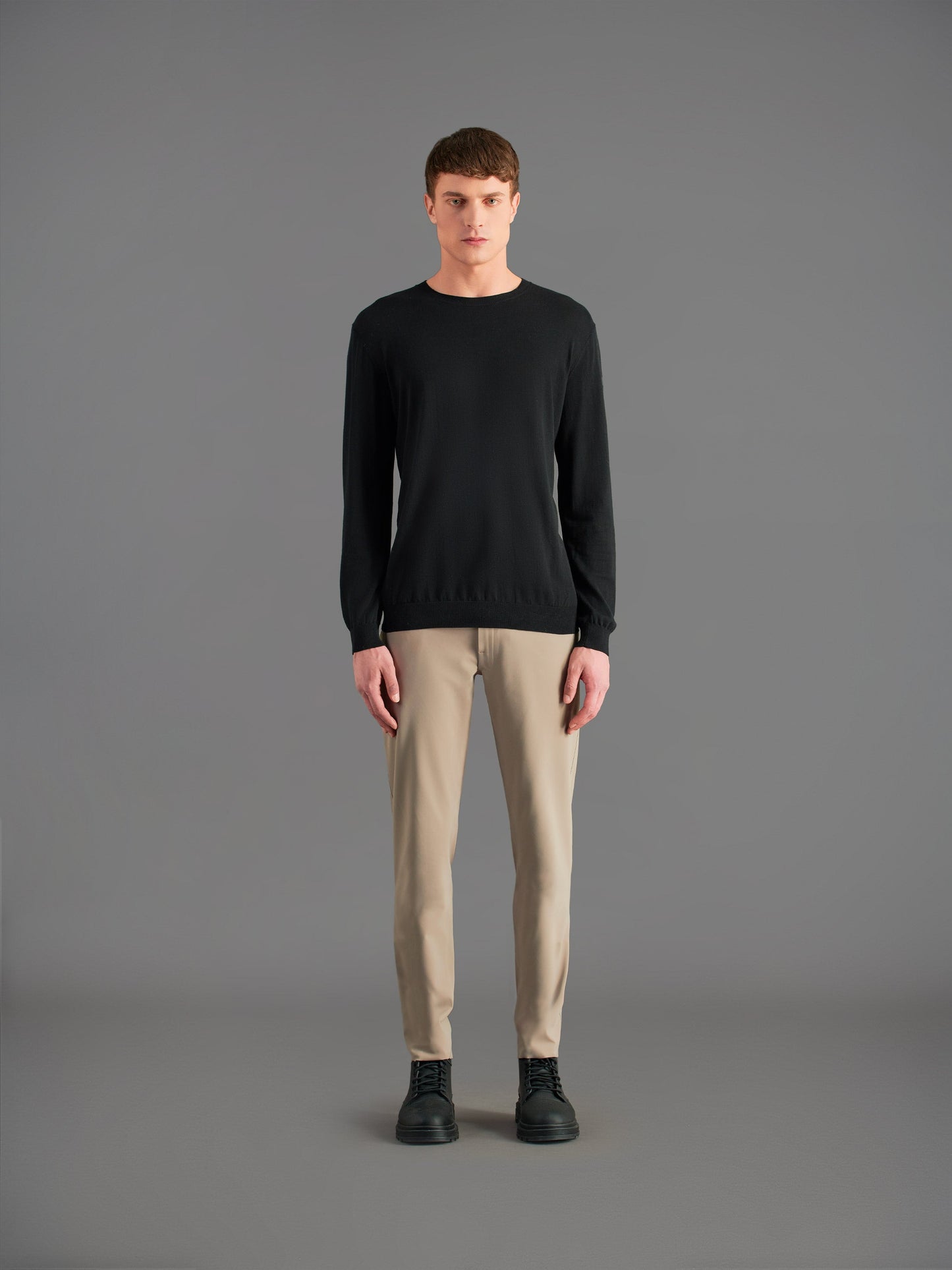 Intarzia Round Knit