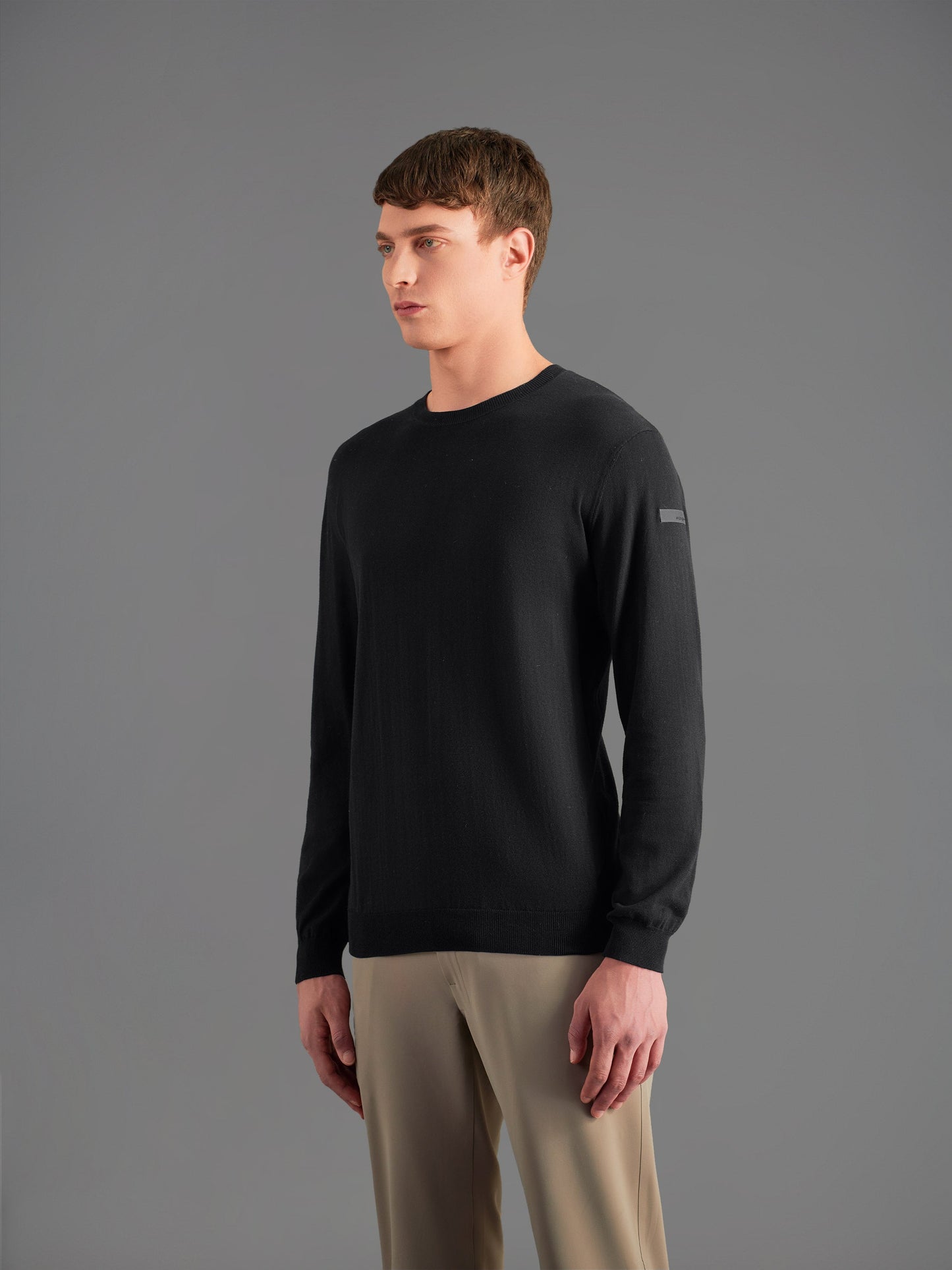 Intarzia Round Knit