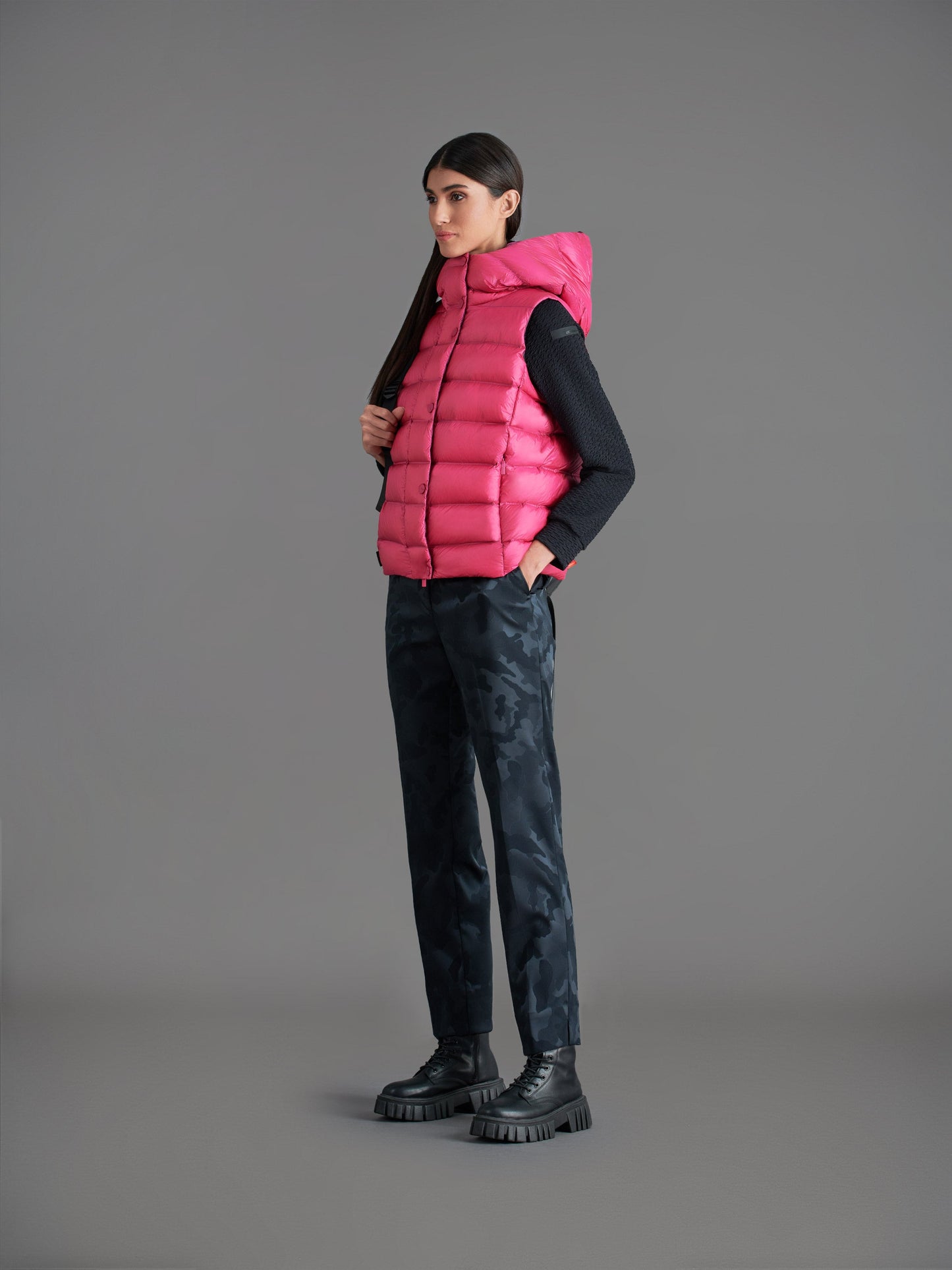 Superrduck! Sleeveless Hood Wom Jkt