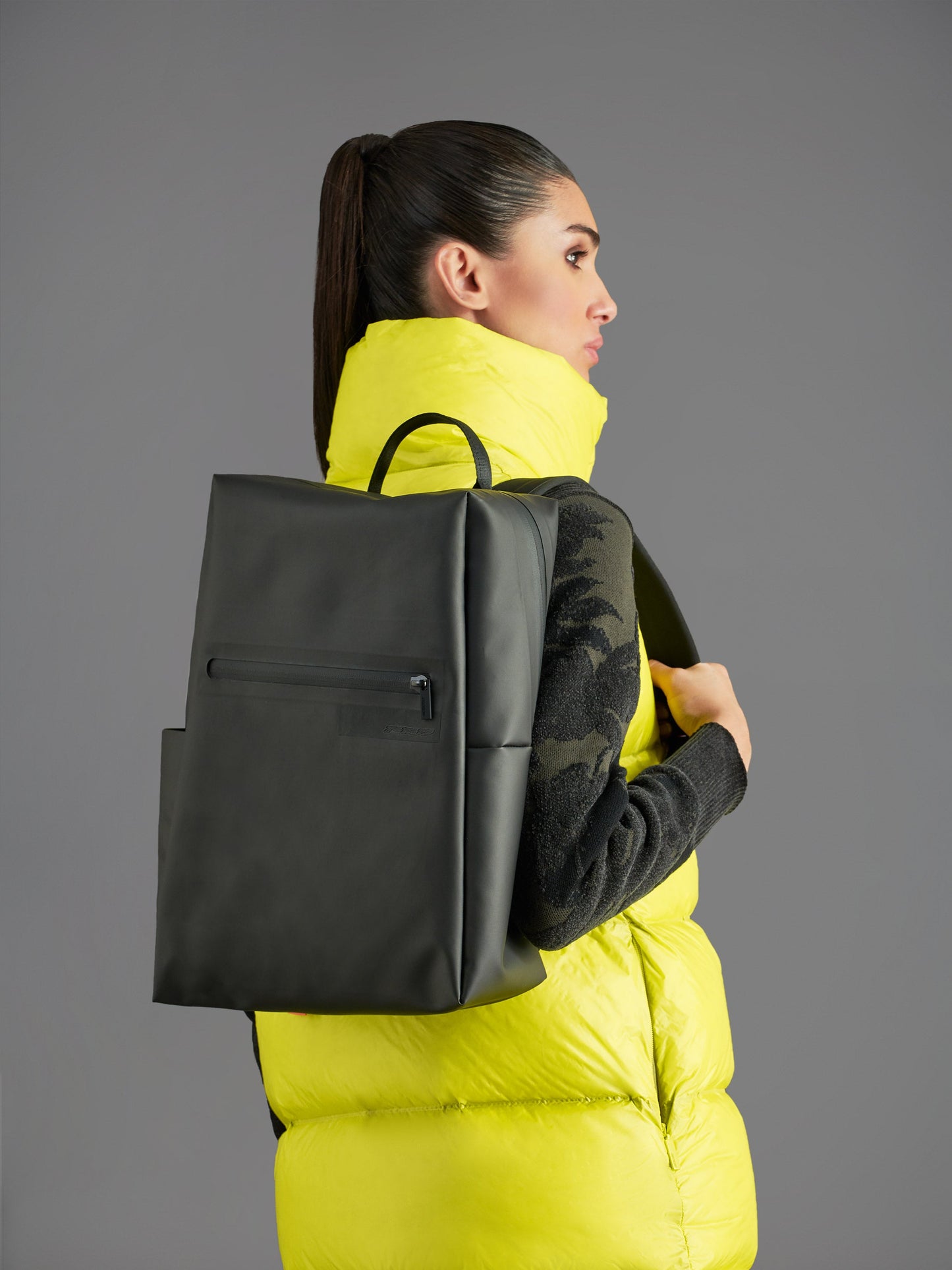 Superrduck! Sleeveless Wom Jkt