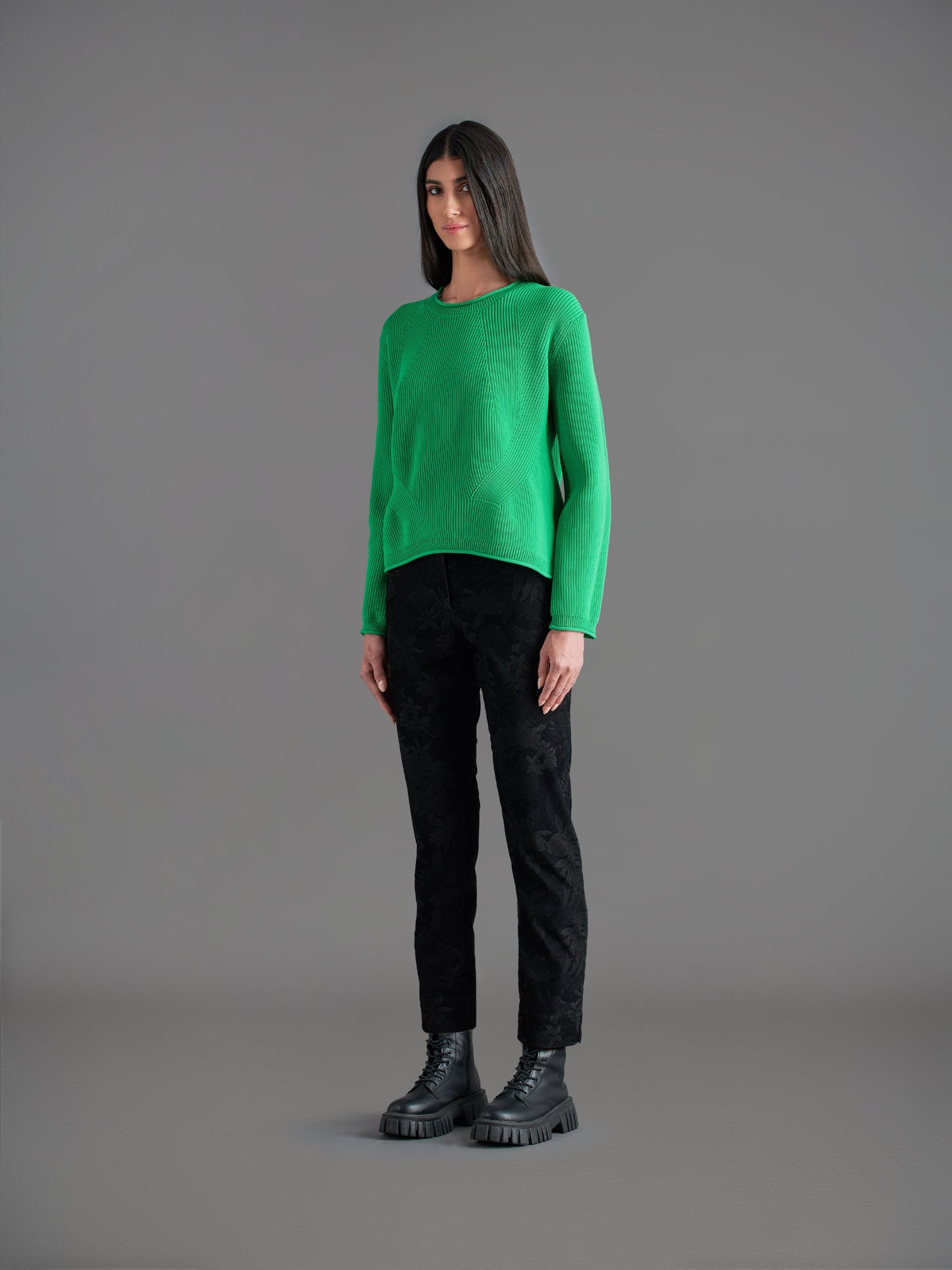Amos Perla Round Wom Knit