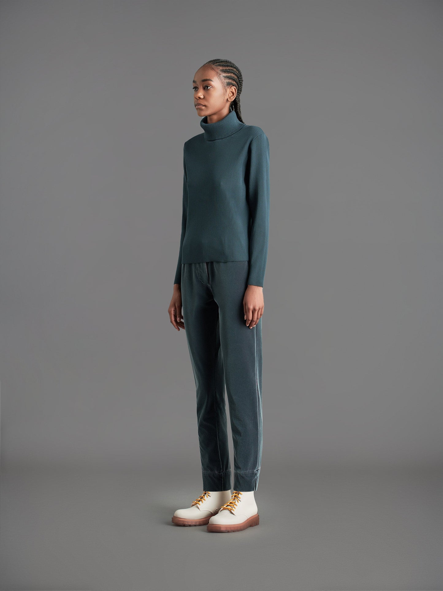 Amos Lupin Turtleneck Wom Knit