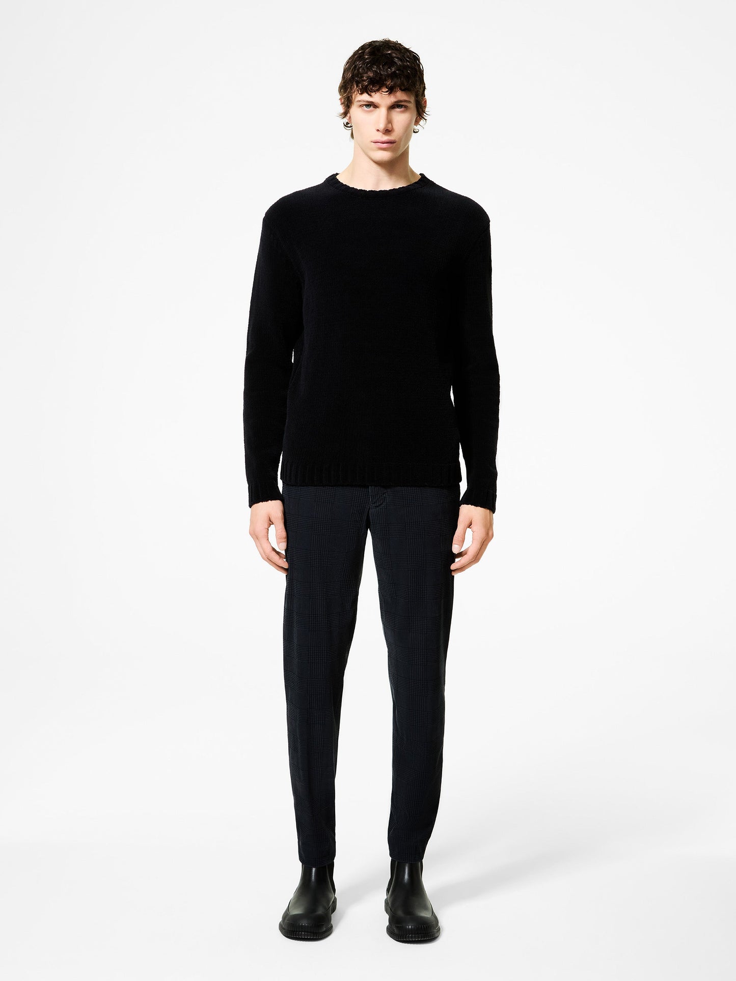 Cinematt  Round Knit