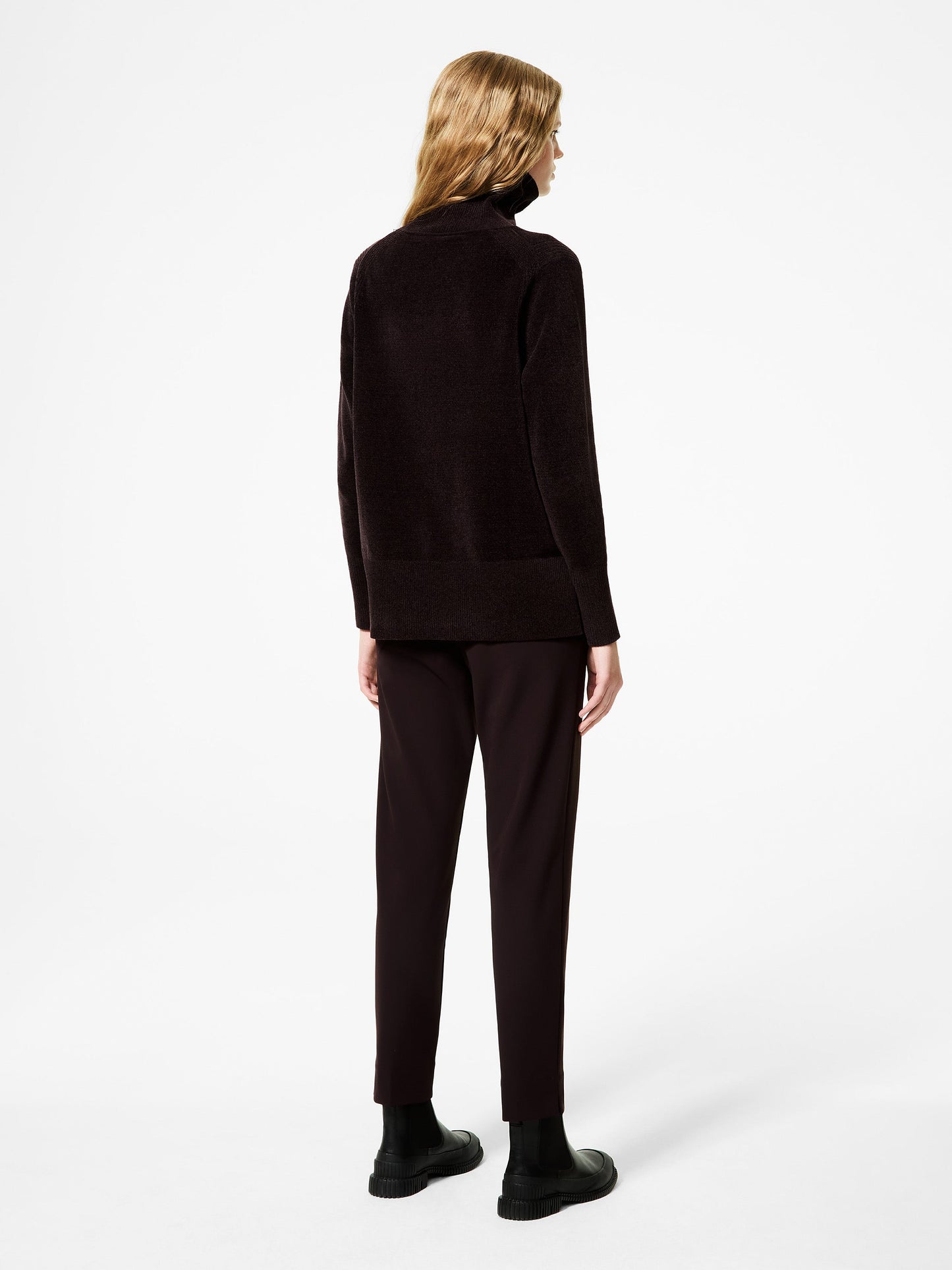 Velvet Vent Turtleneck Wom Knit