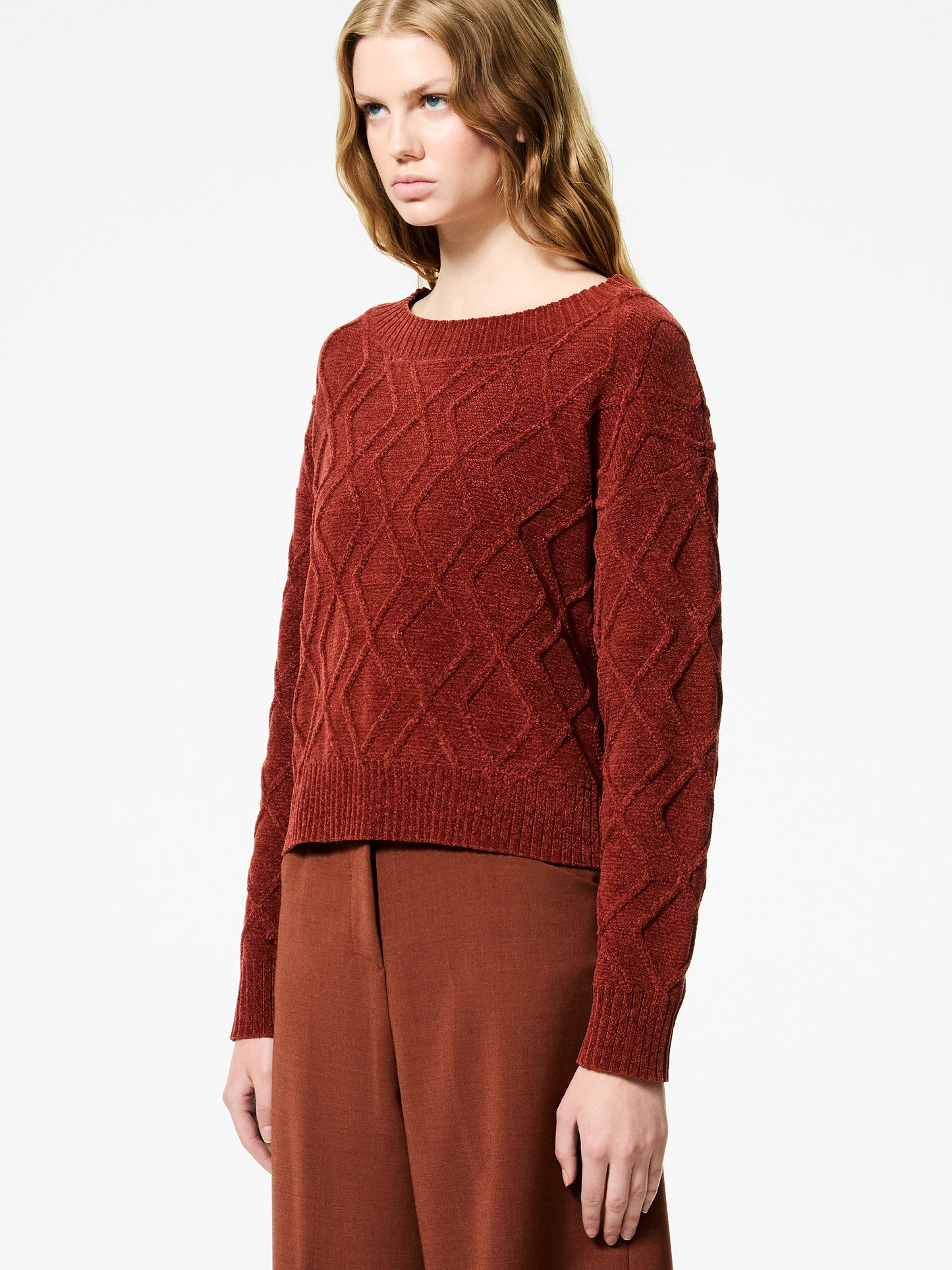 Velvet Fish Round Wom Knit